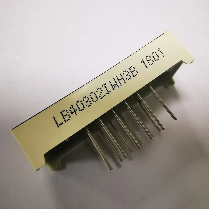 4 Ziffern 7 Segment LED-Display mit allgemeiner Kathode Ultraweiß 7,62 mm für Temperaturanzeiger 1
