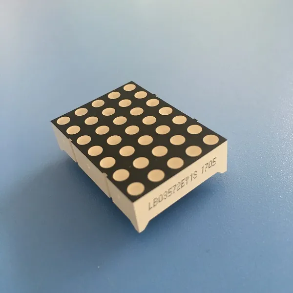 DOT Matrix LED-Display 3mm Superhelles Gelb für bewegliche Schilder/Message Boards 3