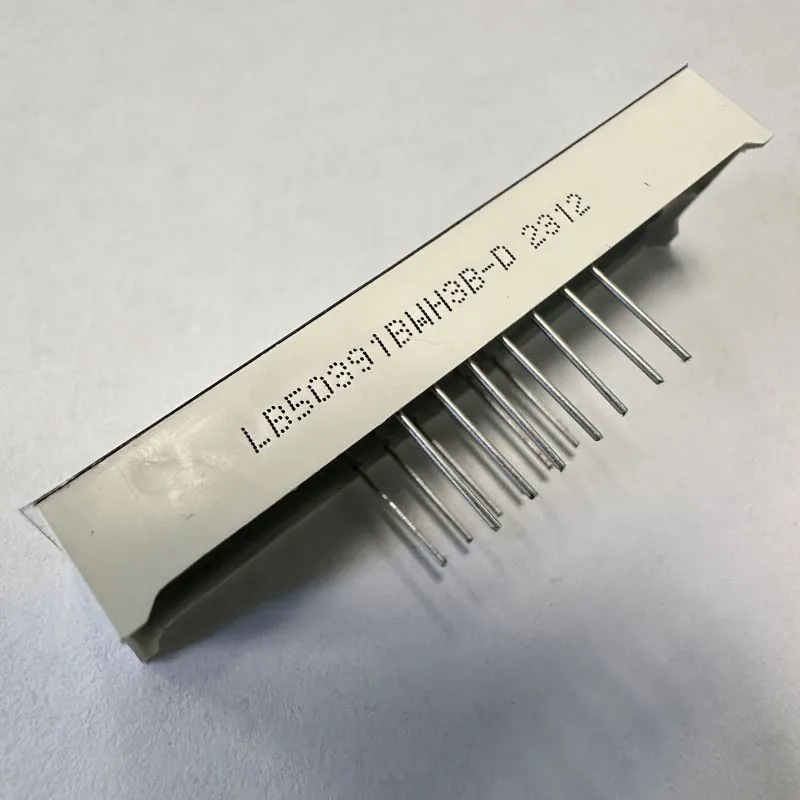 Ultraweiß 7 Segment LED-Display 5 Ziffern 0,39 Zoll gemeinsame Anode für digitale Anzeige 3